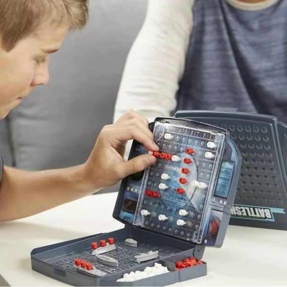 Battleship Game, by Hasbro Gaming, for Kids Ages 7 and up, for 2 Players - Picture 3 of 5